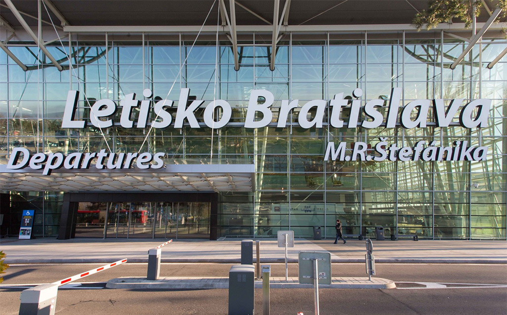 Odletová hala mezinárodního letiště v Bratislavě (foto: Letisko M. R. Štefánika)