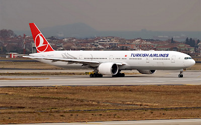 Turkish Airlines - Boeing 777-300ER (foto: Anna Zvereva/Wikimedia Commons - CC BY-SA 2.0)