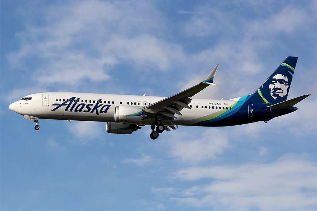 Alaska Airlines Nasadily Boeing 737 MAX Na Své Linky | Airways.cz